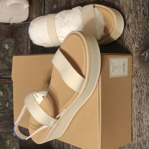 Rothy’s the Lightweight Wedge sandal